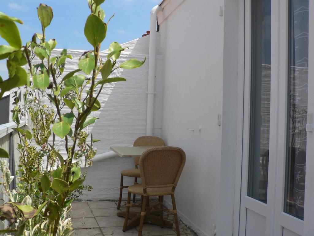 Hôtel Les Alizés Biarritz Szoba fotó